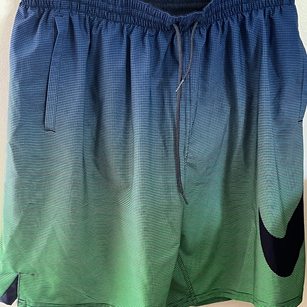 Nike Mens Xl Lined Swim Shorts